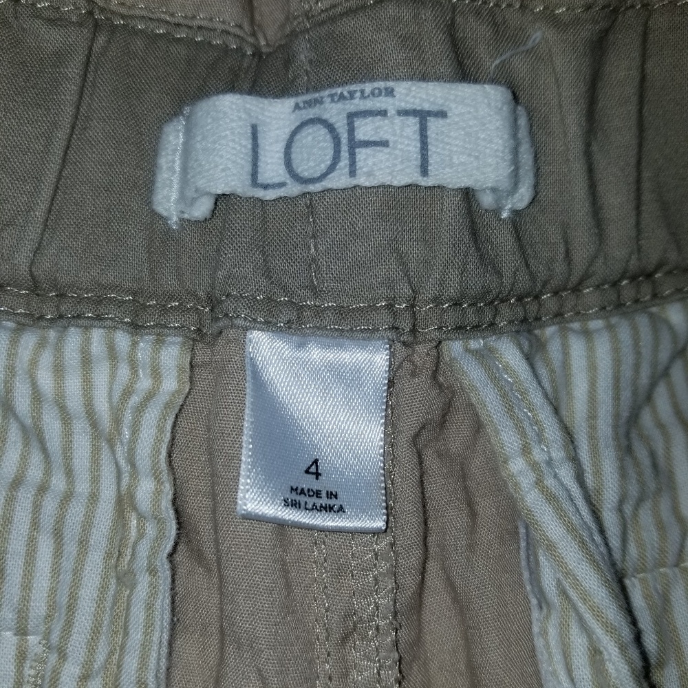 High wasted Ann Taylor linen shorts - Picture 3 of 3